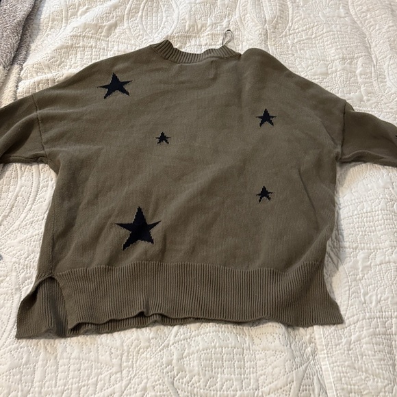PISTOLA Darya crew neck pullover olive green and black stars size small - Picture 10 of 10